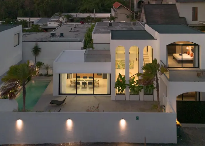 Pendet Bali Lux Eco 2b Med Villa Canggu
