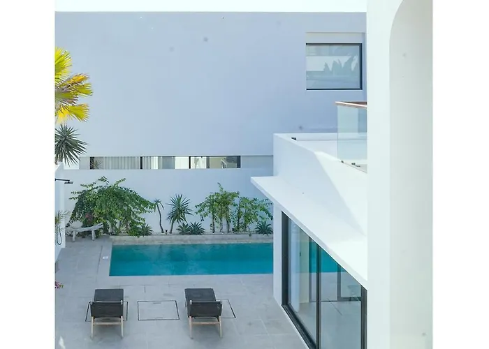 Pendet Bali Lux Eco 2b Med * Canggu